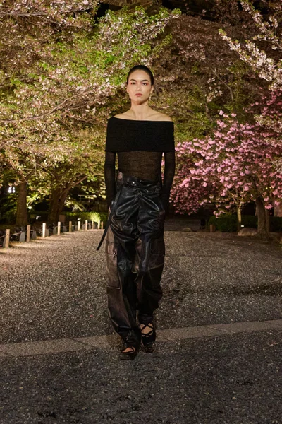 Look 19